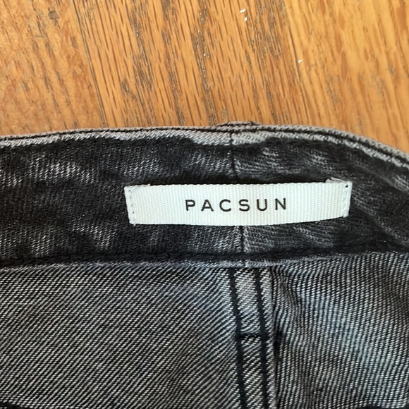 Pacsun Black straight leg jeans - Picture 2 of 3